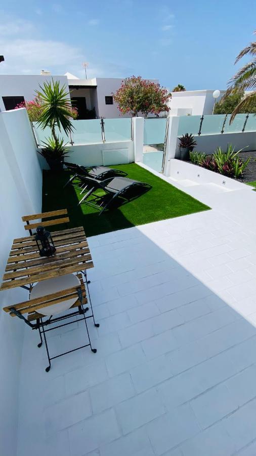 Apartamento De Ensueno Lanzarote Appartement Playa Honda  Buitenkant foto